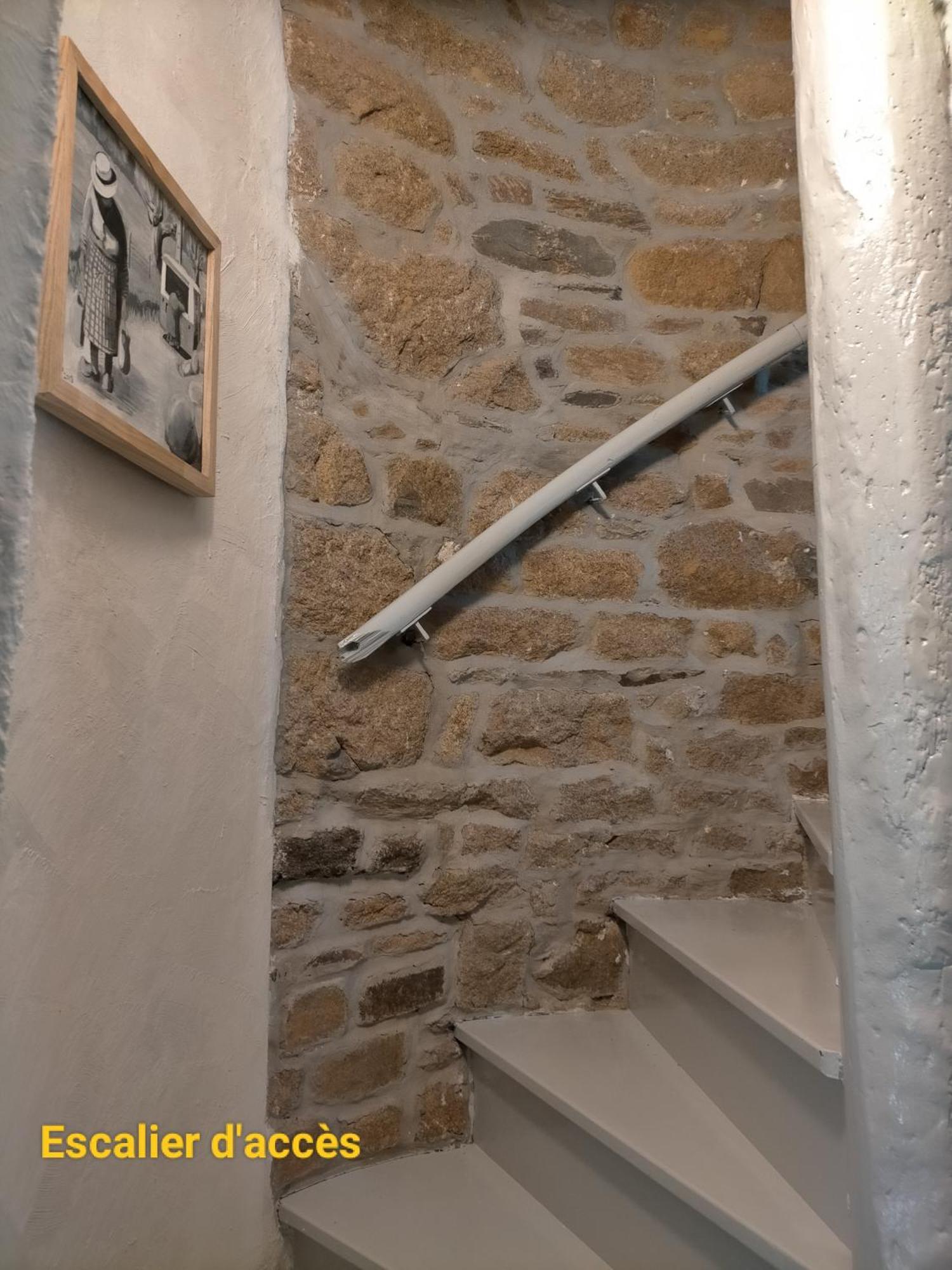 Le 1 St Yves Studios Tréguier Eksteriør billede